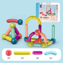 Lade das Bild in den Galerie-Viewer, MAGNETISCHE BAUSPIELZEUG-SET
