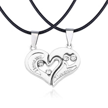 Lade das Bild in den Galerie-Viewer, Stainless Steel Love Heart Stitching Couple Necklace With Diamonds
